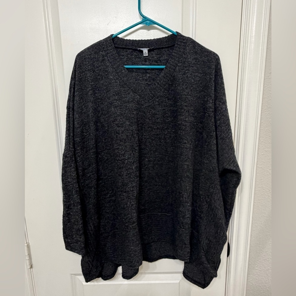 White Birch Dark Gray Crew Neck Sweater